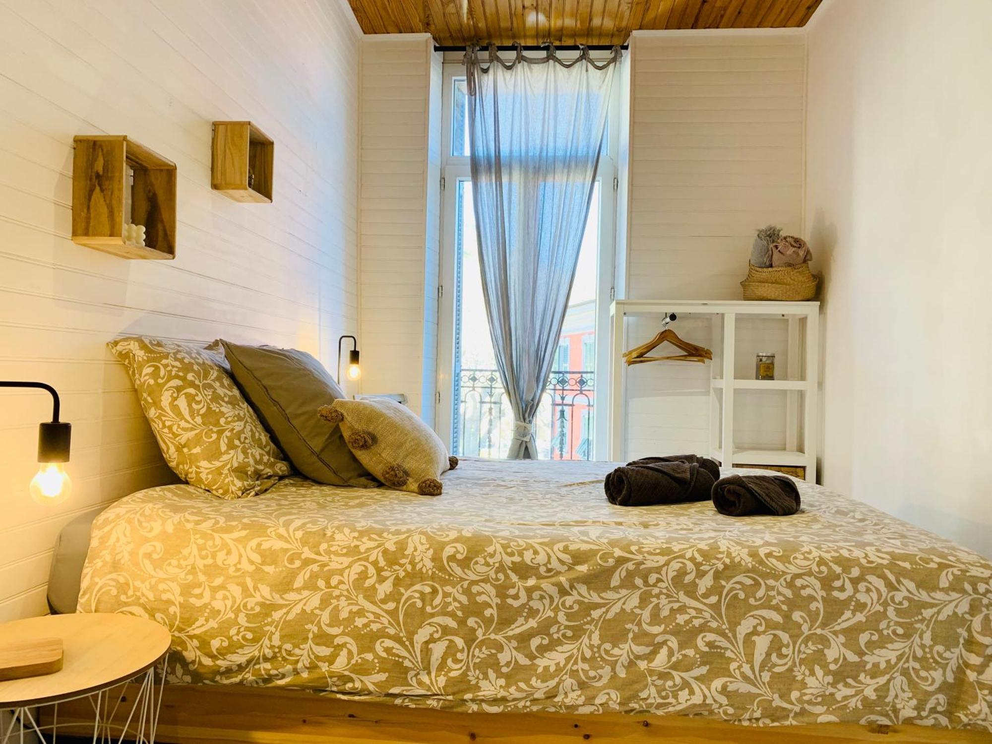 Apartment Lumineux Et Confortable 2 Pieces, Centre Sospel